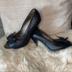 Genuine crocodile leather black heels
